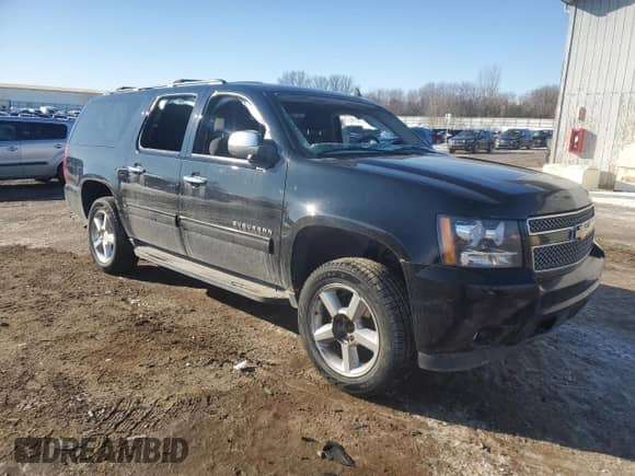 2013 Chevrolet Suburban LS с VIN 1GNSKHE78DR274966, выставлен на аукционе Copart как лот 42944545 с пробегом 244 328 миль миль и Чистый • Clean title. История ставок и продаж доступна на DreamBid. Изображение 4.