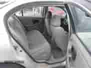 2004 Chevrolet Malibu Classic z VIN 1G1ND52FX4M501722, wystawiony jako IAAI lot #41243492 z przebiegiem 167 241 mil mil oraz . Historia ofert i sprzedaży dostępna na DreamBid. Obrazek 8.