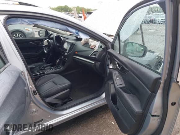 2017 Subaru Impreza Limited z VIN 4S3GTAT64H3737840, wystawiony jako IAAI lot #42326049 z przebiegiem 108 755 mil mil oraz . Historia ofert i sprzedaży dostępna na DreamBid. Obrazek 5.