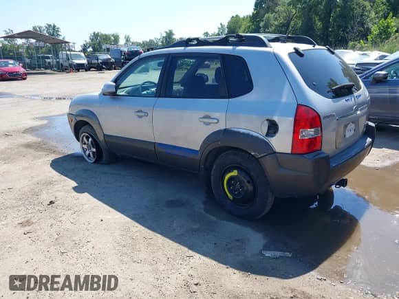 2005 Hyundai Tucson GLS с VIN KM8JN72D65U049164, выставлен на аукционе IAAI как лот 43167481 с пробегом 159 746 миль миль и . История ставок и продаж доступна на DreamBid. Изображение 3.