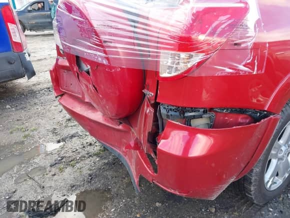 2007 Toyota RAV4 Sport with VIN JTMBD32V875086758, listed as a IAAI auction lot 43369170 with 140,698 mi miles and . Bid and sale history available at DreamBid. Image 6.