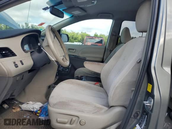 2011 Toyota Sienna LE AAS with VIN 5TDKK3DC8BS105846, listed as a Copart auction lot 55756855 with 122,042 mi miles and Salvage title. Bid and sale history available at DreamBid. Image 7.