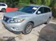 2013 Nissan Pathfinder SV with VIN 5N1AR2MNXDC647789, listed as a IAAI auction lot 42697492 with 210,991 mi miles and . Bid and sale history available at DreamBid. Image 2.