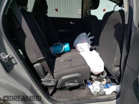 2019 Dodge Journey SE z VIN 3C4PDDBG4KT838137, wystawiony jako Copart lot #60933045 z przebiegiem 78 623 mil mil oraz Szkoda całkowita • Salvage title. Historia ofert i sprzedaży dostępna na DreamBid. Obrazek 11.