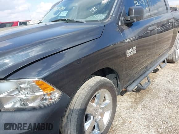 2018 Ram 1500 Tradesman с VIN 3C6RR6KG8JG214216, выставлен на аукционе IAAI как лот 43565195 с пробегом 168 081 миль миль и . История ставок и продаж доступна на DreamBid. Изображение 18.