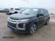 2021 Mitsubishi Outlander ES z VIN JA4APUAU7MU032574, wystawiony jako IAAI lot #42340678 z przebiegiem 81 863 mil mil oraz . Historia ofert i sprzedaży dostępna na DreamBid. Obrazek 17.