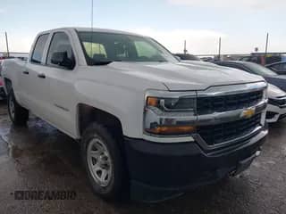 2019 Chevrolet Silverado 1500 Work Truck z VIN 2GCVKNECXK1161222, wystawiony jako IAAI lot #42658733 z przebiegiem 89 107 mil mil oraz . Historia ofert i sprzedaży dostępna na DreamBid. Obrazek 1.