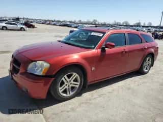 2005 Dodge Magnum RT with VIN 2D4GV58295H683289, listed as a Copart auction lot 47619254 with 277,113 mi miles and Salvage title. Bid and sale history available at DreamBid. Image 1.