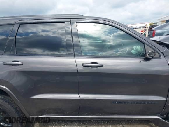 2017 Jeep Grand Cherokee Altitude with VIN 1C4RJFAG1HC866674, listed as a IAAI auction lot 42308653 with 98,123 mi miles and . Bid and sale history available at DreamBid. Image 13.