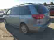 2004 Toyota Sienna XLE z VIN 5TDBA22C24S010816, wystawiony jako Copart lot #71118574 z przebiegiem 252 199 mil mil oraz Czysty tytuł • Clean title. Historia ofert i sprzedaży dostępna na DreamBid. Obrazek 2.