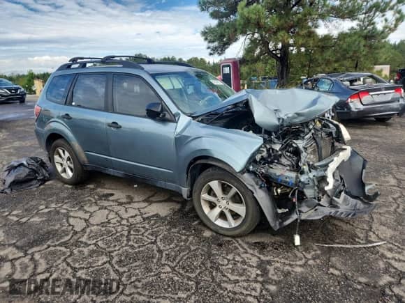 2013 Subaru Forester X z VIN JF2SHABC4DH402532, wystawiony jako Copart lot #84226855 z przebiegiem 167 334 mil mil oraz Szkoda całkowita • Salvage title. Historia ofert i sprzedaży dostępna na DreamBid. Obrazek 4.