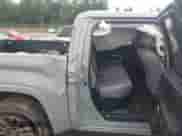 2024 Toyota Tundra SR5 с VIN 5TFLA5DB6RX182522, выставлен на аукционе IAAI как лот 43048617 с пробегом 17 236 миль миль и . История ставок и продаж доступна на DreamBid. Изображение 20.