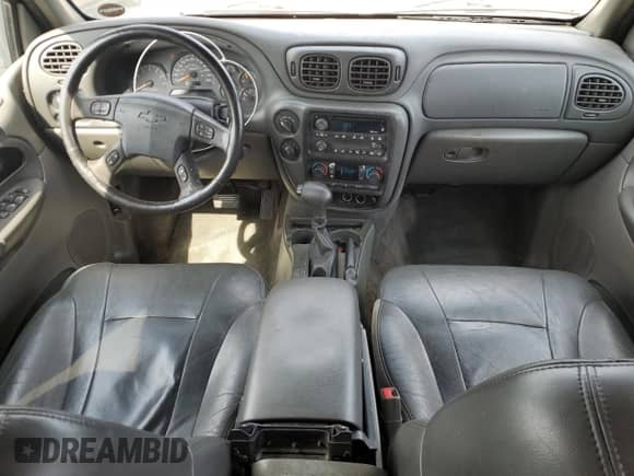 2003 Chevrolet TrailBlazer LT с VIN 1GNDT13S932328772, выставлен на аукционе Copart как лот 81499835 с пробегом 311 324 миль миль и Списание • Salvage title. История ставок и продаж доступна на DreamBid. Изображение 8.