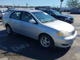2005 Toyota Corolla CE с VIN JTDBR32E352058320, выставлен на аукционе IAAI как лот 43504132 с пробегом 299 999 миль миль и . История ставок и продаж доступна на DreamBid. Изображение 1.