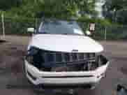 2021 Jeep Compass Altitude с VIN 3C4NJCBB8MT567729, выставлен на аукционе IAAI как лот 43413429 с пробегом 38 247 миль миль и . История ставок и продаж доступна на DreamBid. Изображение 6.