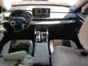 2025 Mitsubishi Outlander SE с VIN JA4J4VA8XSZ016757, выставлен на аукционе Copart как лот 84416195 с пробегом 2 636 миль миль и Списание • Salvage title. История ставок и продаж доступна на DreamBid. Изображение 8.