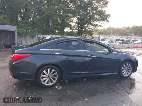 2014 Hyundai Sonata Limited z VIN 5NPEC4AB2EH912112, wystawiony jako IAAI lot #42932086 z przebiegiem 147 057 mil mil oraz . Historia ofert i sprzedaży dostępna na DreamBid. Obrazek 13.