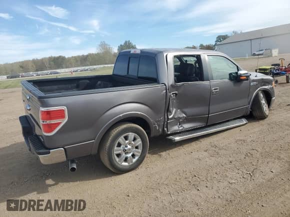 2012 Ford F-150 Lariat with VIN 1FTFW1CF1CKD89626, listed as a Copart auction lot 82614095 with 114,196 mi miles and Salvage title. Bid and sale history available at DreamBid. Image 3.