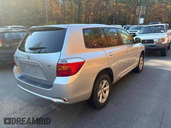 2008 Toyota Highlander z VIN JTEES41A382030877, wystawiony jako Copart lot #90934795 z przebiegiem 204 557 mil mil oraz Czysty tytuł • Clean title. Historia ofert i sprzedaży dostępna na DreamBid. Obrazek 4.