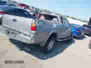 2002 Toyota Tundra Limited z VIN 5TBRT38152S228887, wystawiony jako IAAI lot #43129902 z przebiegiem Nie podano mil oraz . Historia ofert i sprzedaży dostępna na DreamBid. Obrazek 4.
