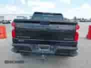 2020 Chevrolet Silverado 1500 Custom z VIN 1GCPWBEK0LZ157613, wystawiony jako IAAI lot #43247346 z przebiegiem 155 094 mil mil oraz . Historia ofert i sprzedaży dostępna na DreamBid. Obrazek 17.