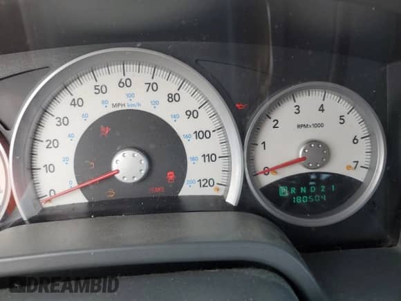 2005 Dodge Dakota SLT z VIN 1D7HE42K35S198472, wystawiony jako Copart lot #61373505 z przebiegiem 180 504 mil mil oraz Szkoda całkowita • Salvage title. Historia ofert i sprzedaży dostępna na DreamBid. Obrazek 9.