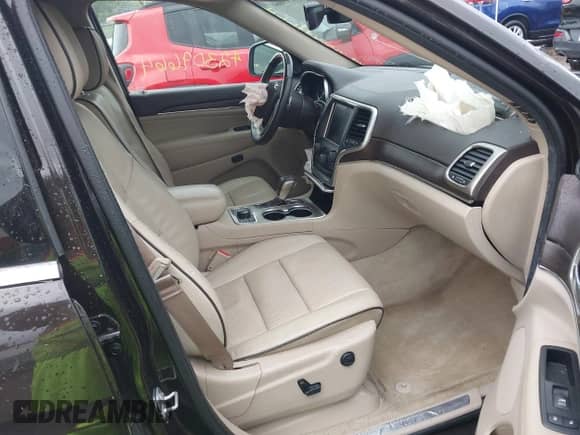 2017 Jeep Grand Cherokee Overland с VIN 1C4RJFCG7HC800403, выставлен на аукционе IAAI как лот 42309664 с пробегом 98 389 миль миль и . История ставок и продаж доступна на DreamBid. Изображение 5.