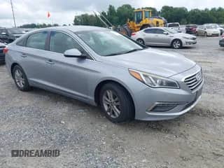 2015 Hyundai Sonata SE с VIN 5NPE24AFXFH048949, выставлен на аукционе IAAI как лот 42804451 с пробегом 111 399 миль миль и . История ставок и продаж доступна на DreamBid. Изображение 1.