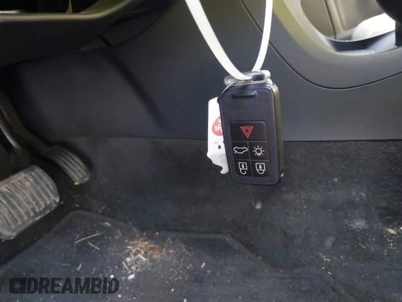 2012 Volvo S60 T5 с VIN YV1622FS6C2126357, выставлен на аукционе IAAI как лот 42411014 с пробегом 118 559 миль миль и . История ставок и продаж доступна на DreamBid. Изображение 11.