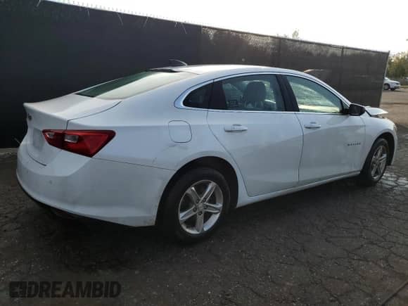 2020 Chevrolet Malibu LS with VIN 1G1ZC5STXLF130395, listed as a Copart auction lot 81517975 with 130,375 mi miles and Non repairable. Bid and sale history available at DreamBid. Image 3.