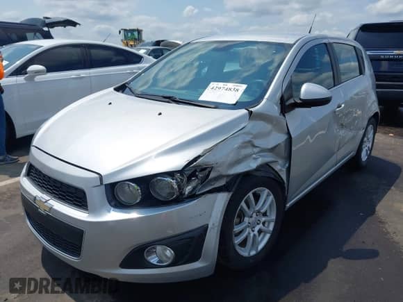 2012 Chevrolet Sonic LT с VIN 1G1JC6SH6C4224994, выставлен на аукционе IAAI как лот 42974838 с пробегом 123 885 миль миль и . История ставок и продаж доступна на DreamBid. Изображение 2.