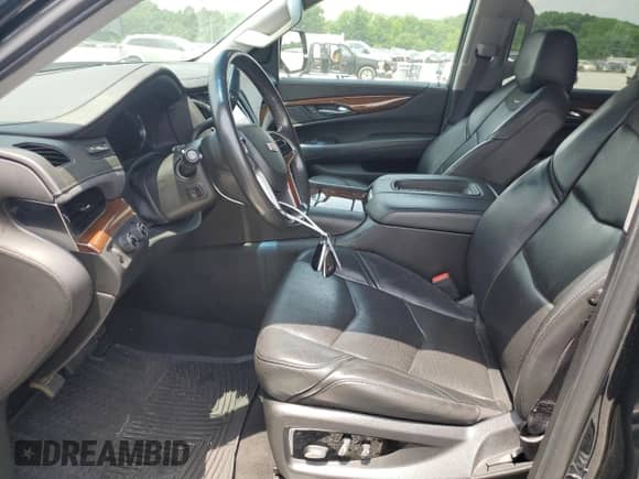 2018 Cadillac Escalade Luxury with VIN 1GYS4BKJ2JR347349, listed as a Copart auction lot 60701325 with 118,293 mi miles and Salvage title. Bid and sale history available at DreamBid. Image 7.