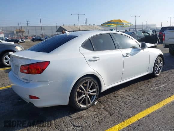 2008 Lexus IS 350 с VIN JTHBE262485018996, выставлен на аукционе IAAI как лот 43187324 с пробегом 245 498 миль миль и . История ставок и продаж доступна на DreamBid. Изображение 4.
