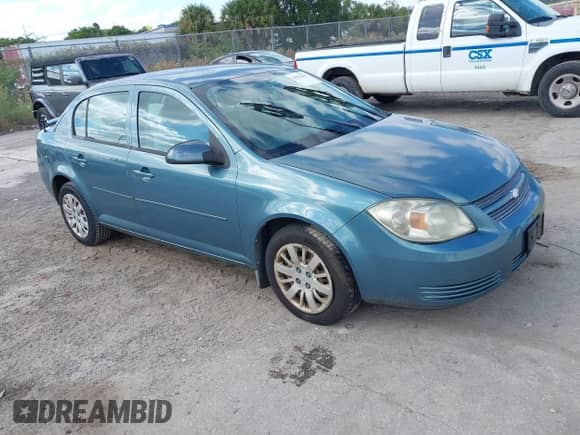 2010 Chevrolet Cobalt 1LT с VIN 1G1AD5F55A7128941, выставлен на аукционе IAAI как лот 43502802 с пробегом 175 605 миль миль и . История ставок и продаж доступна на DreamBid. Изображение 1.