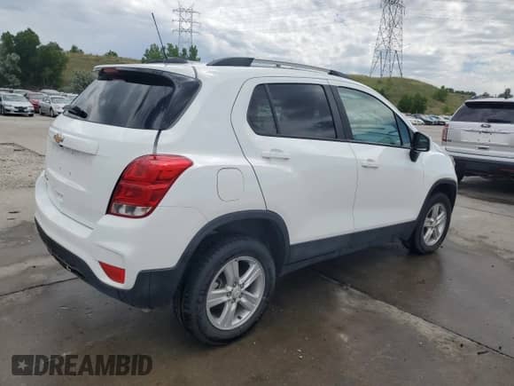 2022 Chevrolet Trax LT с VIN KL7CJPSM5NB564755, выставлен на аукционе Copart как лот 62010185 с пробегом 39 035 миль миль и Списание • Salvage title. История ставок и продаж доступна на DreamBid. Изображение 3.