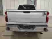 2022 Chevrolet Silverado 2500HD Work Truck z VIN 1GC4YLE72NF288531, wystawiony jako Copart lot #80500695 z przebiegiem 69 300 mil mil oraz Szkoda całkowita • Salvage title. Historia ofert i sprzedaży dostępna na DreamBid. Obrazek 6.