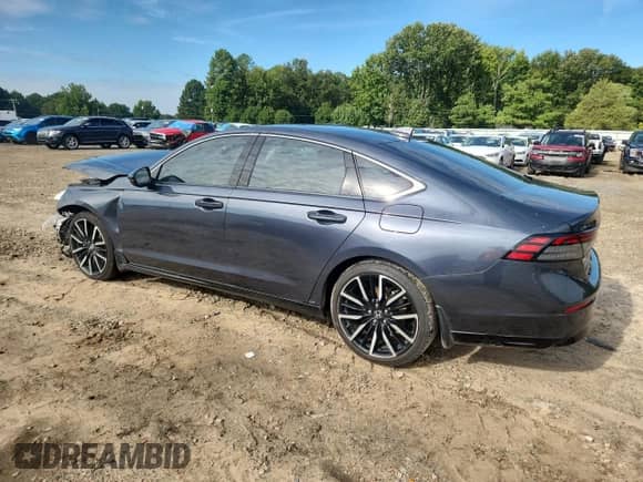 2023 Honda Accord Touring with VIN 1HGCY2F87PA041004, listed as a Copart auction lot 70926895 with Not provided miles and Salvage title. Bid and sale history available at DreamBid. Image 2.