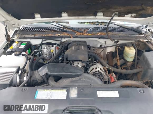 2000 Chevrolet Silverado 2500 LS с VIN 1GCGK29U0YE421788, выставлен на аукционе IAAI как лот 41740928 с пробегом 192 447 миль миль и . История ставок и продаж доступна на DreamBid. Изображение 10.