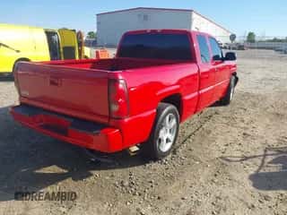 2004 Chevrolet Silverado SS с VIN 2GCEK19N041129127, выставлен на аукционе IAAI как лот 41902810 с пробегом 291 480 миль миль и . История ставок и продаж доступна на DreamBid. Изображение 4.