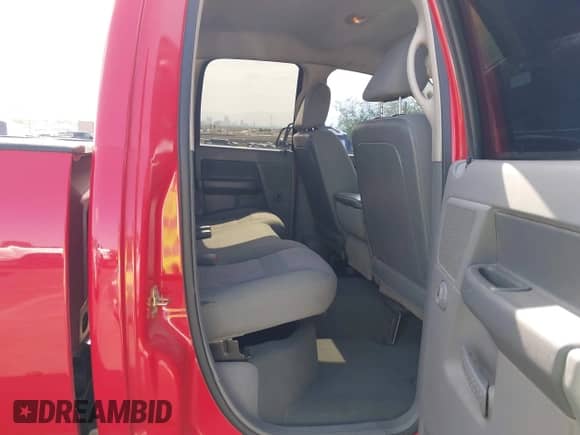 2007 Dodge 1500 ST with VIN 1D7HA18N07S112162, listed as a IAAI auction lot 42560959 with 250,827 mi miles and . Bid and sale history available at DreamBid. Image 8.