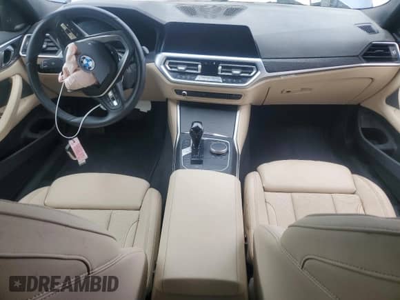 2023 BMW 4 Series 430i xDrive z VIN WBA73AP09PCL95500, wystawiony jako Copart lot #75218424 z przebiegiem Nie podano mil oraz Szkoda całkowita • Salvage title. Historia ofert i sprzedaży dostępna na DreamBid. Obrazek 8.