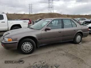 1993 Honda Accord LX z VIN JHMCB7652PC009471, wystawiony jako Copart lot #47173745 z przebiegiem 126 397 mil mil oraz Czysty tytuł • Clean title. Historia ofert i sprzedaży dostępna na DreamBid. Obrazek 1.