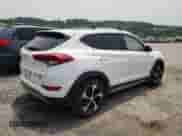 2017 Hyundai Tucson Value z VIN KM8J3CA20HU313644, wystawiony jako Copart lot #60212675 z przebiegiem 123 645 mil mil oraz Czysty tytuł • Clean title. Historia ofert i sprzedaży dostępna na DreamBid. Obrazek 3.