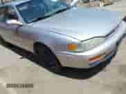 1995 Toyota Camry LE z VIN JT2SK12E0S0330606, wystawiony jako IAAI lot #42619849 z przebiegiem 188 034 mil mil oraz . Historia ofert i sprzedaży dostępna na DreamBid. Obrazek 14.