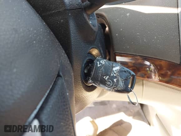 2008 Honda Accord EX с VIN JHMCP26738C070061, выставлен на аукционе IAAI как лот 43437914 с пробегом 228 025 миль миль и . История ставок и продаж доступна на DreamBid. Изображение 11.