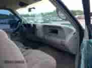 1998 Chevrolet Silverado 2500 с VIN 1GCGK29R6WE179646, выставлен на аукционе IAAI как лот 42213506 с пробегом 207 825 миль миль и . История ставок и продаж доступна на DreamBid. Изображение 5.