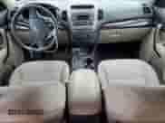 2014 Kia Sorento LX с VIN 5XYKT3A60EG494964, выставлен на аукционе Copart как лот 70172065 с пробегом 191 282 миль миль и Списание • Salvage title. История ставок и продаж доступна на DreamBid. Изображение 8.