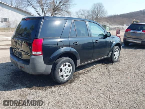 2004 Saturn VUE with VIN 5GZCZ43D24S803314, listed as a IAAI auction lot 41769367 with 129,624 mi miles and . Bid and sale history available at DreamBid. Image 4.