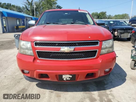 2008 Chevrolet Suburban 3LT z VIN 3GNFK163X8G175186, wystawiony jako Copart lot #80626005 z przebiegiem 222 770 mil mil oraz Szkoda całkowita • Salvage title. Historia ofert i sprzedaży dostępna na DreamBid. Obrazek 5.