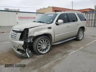 2014 Cadillac Escalade Luxury with VIN 1GYS3BEF3ER227401, listed as a Copart auction lot 51662925 with 178,428 mi miles and Salvage title. Bid and sale history available at DreamBid. Image 1.